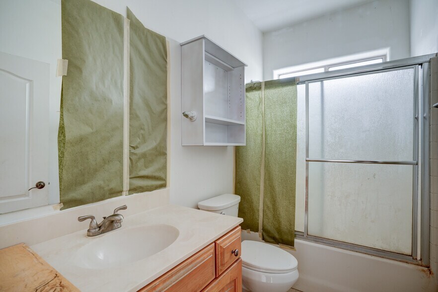 More Photos Of 3760 E Airport Dr, Rimrock Specialty For Sale