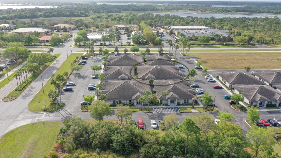 More Photos Of 7316-7320 Delainey Ct E, Sarasota Office Residential For Sale