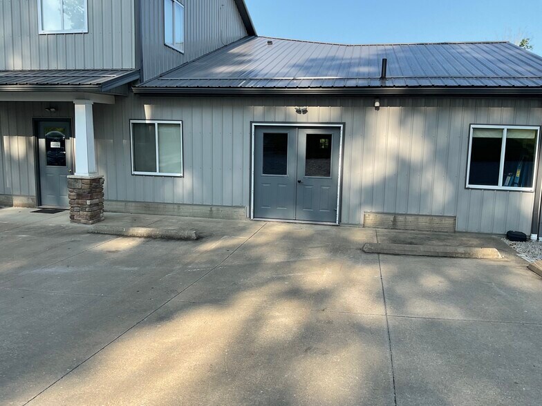 More Photos Of 6991 Township Road 654, Millersburg Office Residential For Lease