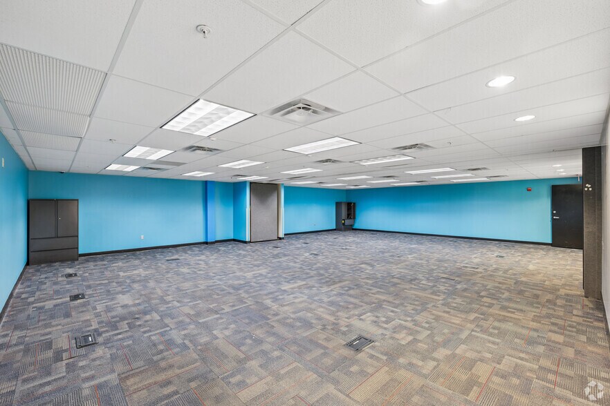 More Photos Of 5312 SW 6th Pl, Ocala Office For Sale