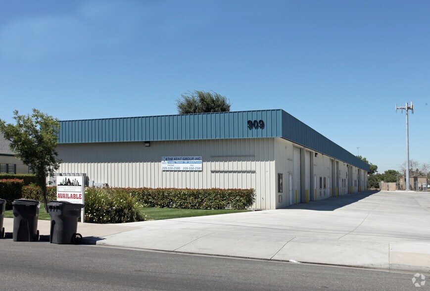 Primary Photo Of 909 N Emerald Ave, Modesto Warehouse For Lease