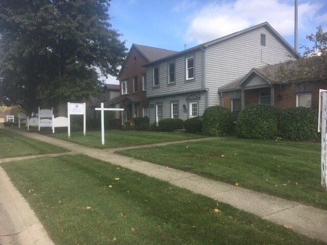 More Photos Of 1930 N Lakeman Dr, Bellbrook Office For Lease