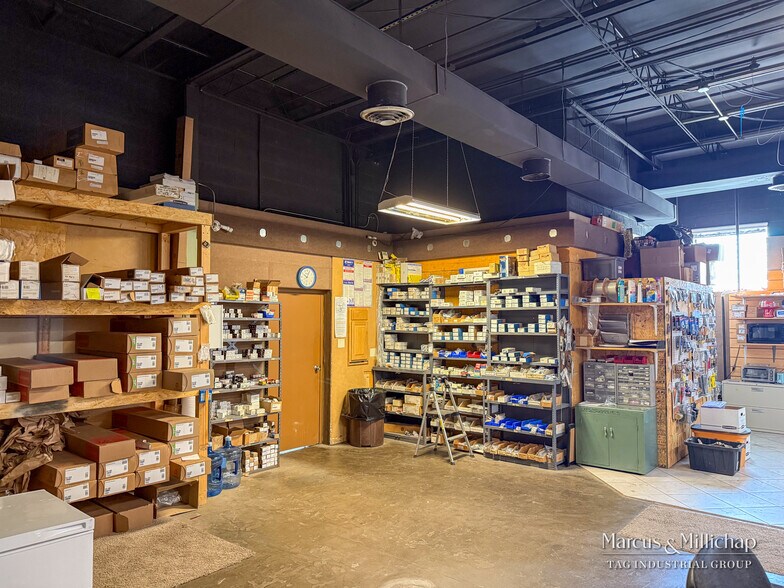 More Photos Of 1605-1609 N 31st Ave, Melrose Park Industrial For Sale