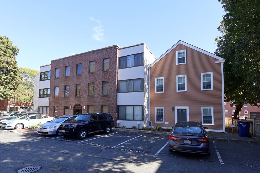 More Photos Of 265 Essex St, Salem Office For Sale