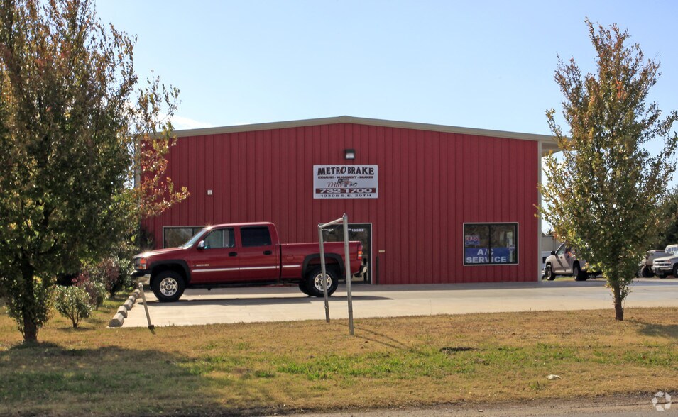 More Photos Of 10308 SE 29th St, Oklahoma City Service For Lease