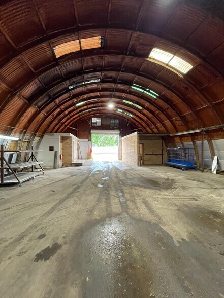 More Photos Of 9505 S Central Expy, Dallas Warehouse For Sale