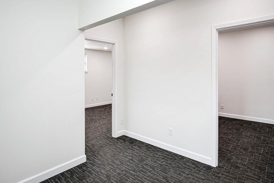 More Photos Of 2502 Leavenworth St, Omaha Light Manufacturing For Sale