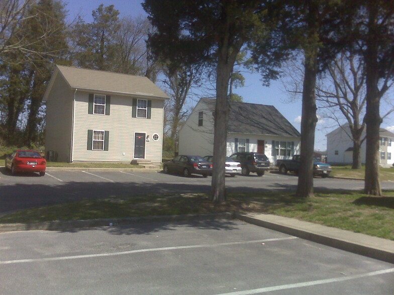 More Photos Of , Salisbury Unknown For Sale