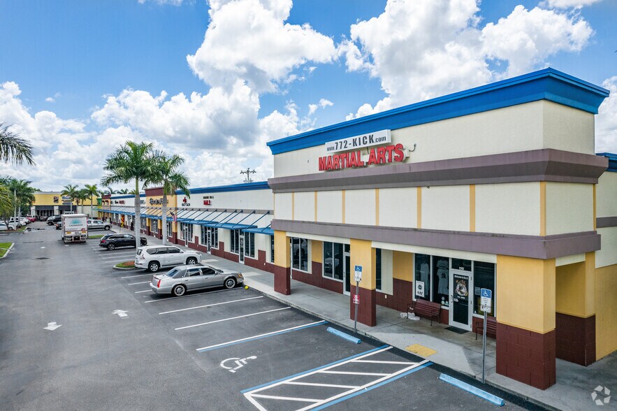Primary Photo Of 110 NE 2nd Pl, Cape Coral Freestanding For Lease