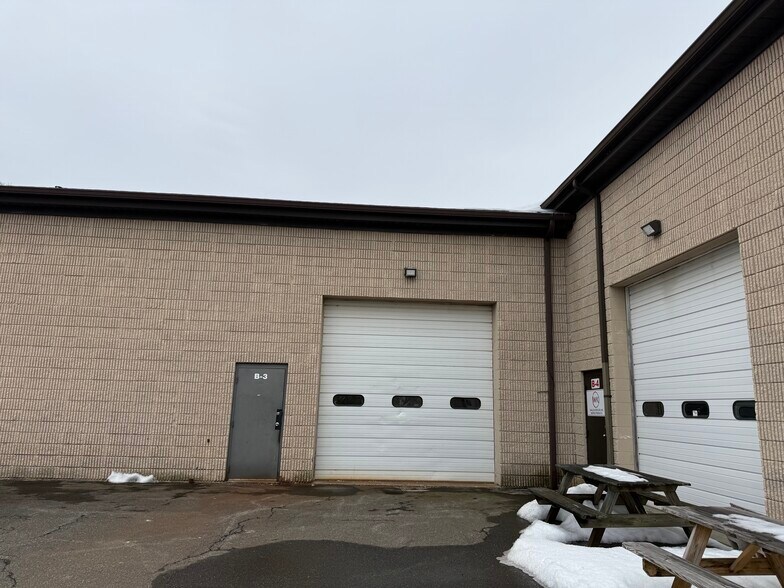 Primary Photo Of 91 Willenbrock Rd, Oxford Light Manufacturing For Lease
