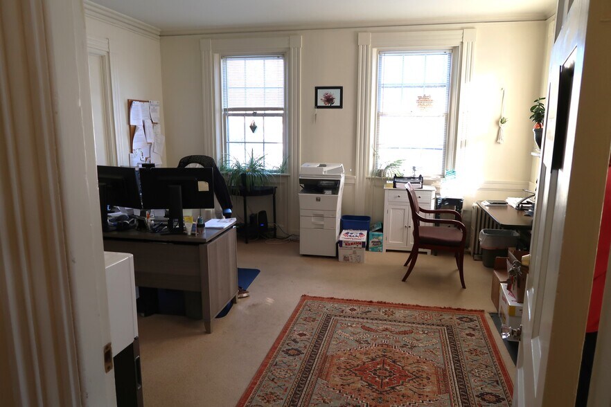 More Photos Of 74 Winthrop St, Augusta Office For Sale