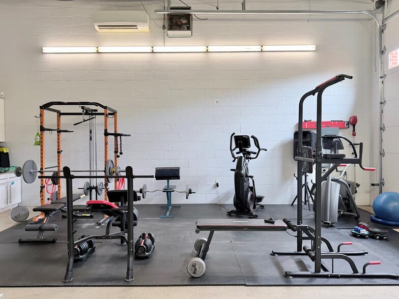 More Photos Of 30393 Temperanceville Rd, Temperanceville Warehouse For Lease