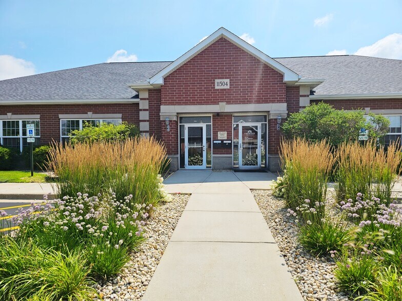 More Photos Of 11504 W 183rd St, Orland Park Medical For Sale