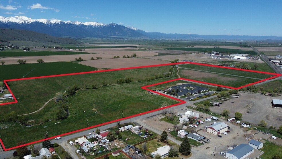 More Photos Of 0 17th St, Baker City Land For Sale