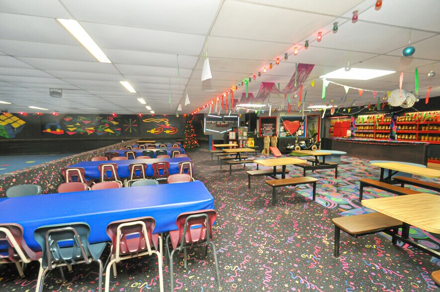 More Photos Of 805 Sater St, Greenville Skating Rink For Sale