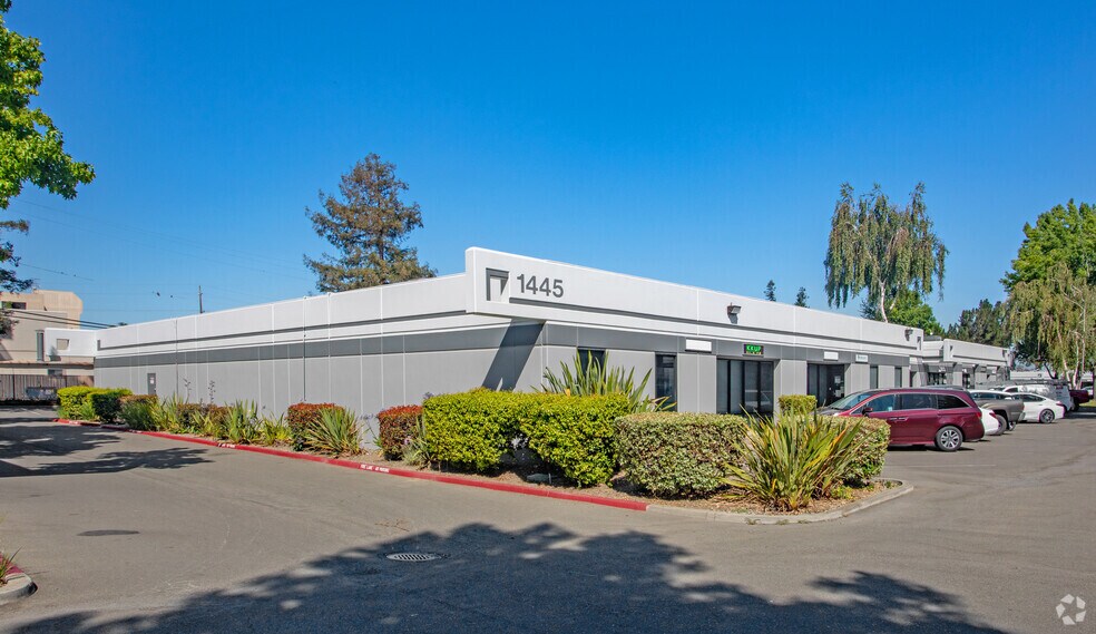 More Photos Of 1445 Koll Cir, San Jose Light Manufacturing For Lease