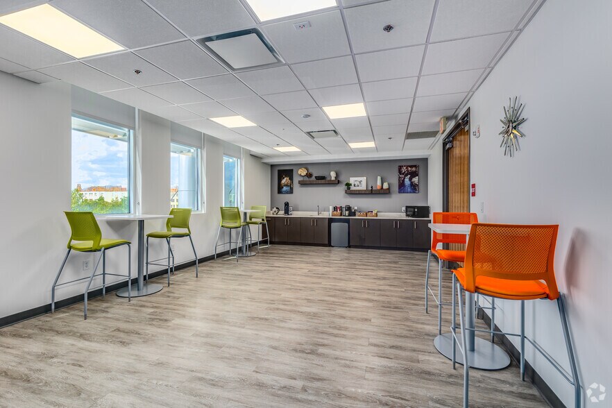 More Photos Of 4715 Data Ct, Orlando Office For Sale