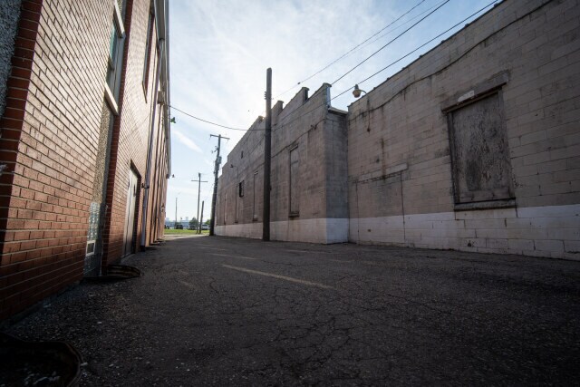 More Photos Of 232 Ferdinand St, Detroit Truck Terminal For Sale