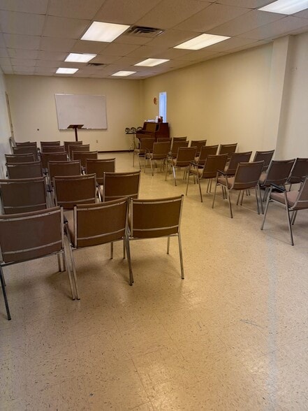 More Photos Of 201 Forrest St, Baytown Specialty For Sale