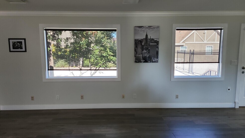 More Photos Of 530 S 9th St, Las Vegas Coworking Space