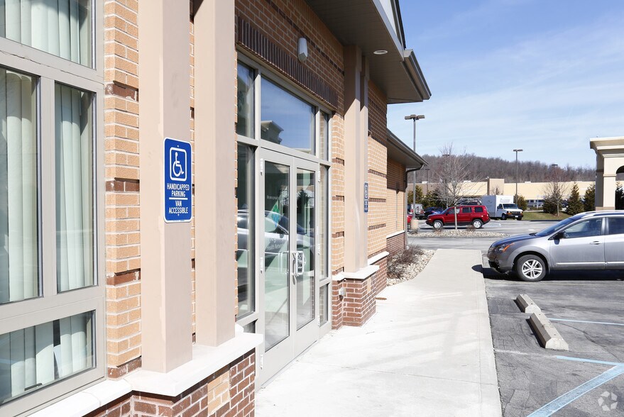 More Photos Of 1533 Broad Ave Ext, Belle Vernon Medical For Sale