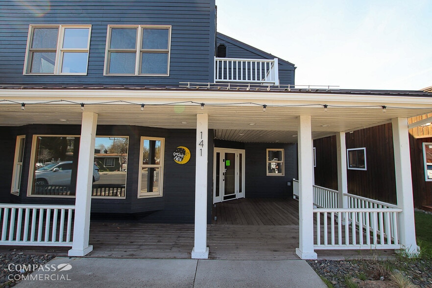 More Photos Of 141 W Main Ave, Sisters Storefront Retail Office For Lease