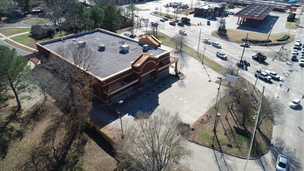 More Photos Of 9006 Greenwell Springs Rd, Baton Rouge Drugstore For Sale