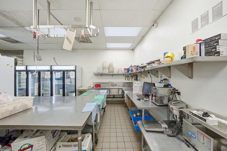 More Photos Of 17961 Sky Park Cir, Irvine Light Manufacturing For Lease