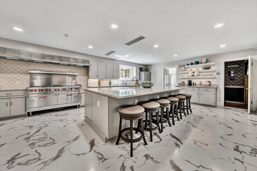 More Photos Of 750 Penn Hall Rd, Union Hall Specialty For Sale