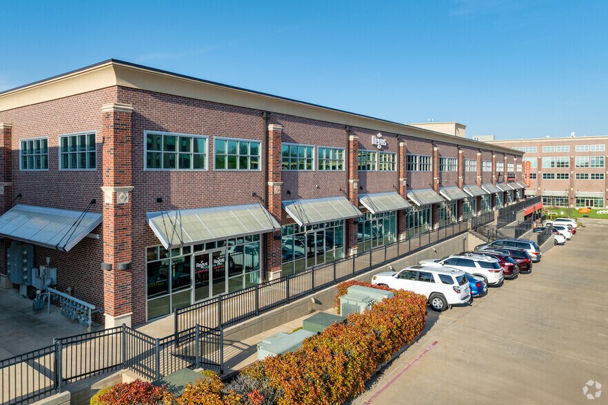 More Photos Of 8211 E Regal Pl, Tulsa Coworking Space