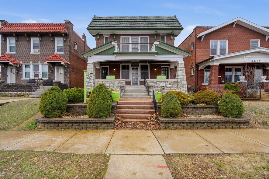 Primary Photo Of 5921 S Kingshighway Blvd, Saint Louis Multifamily For Sale