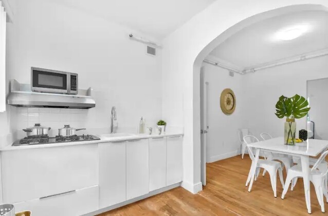 More Photos Of 1443 West Ave, Miami Beach Hotel For Sale