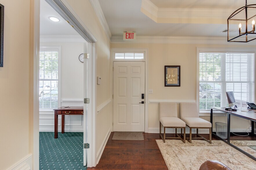 More Photos Of 1100 Powers Pl, Alpharetta Office Residential For Sale