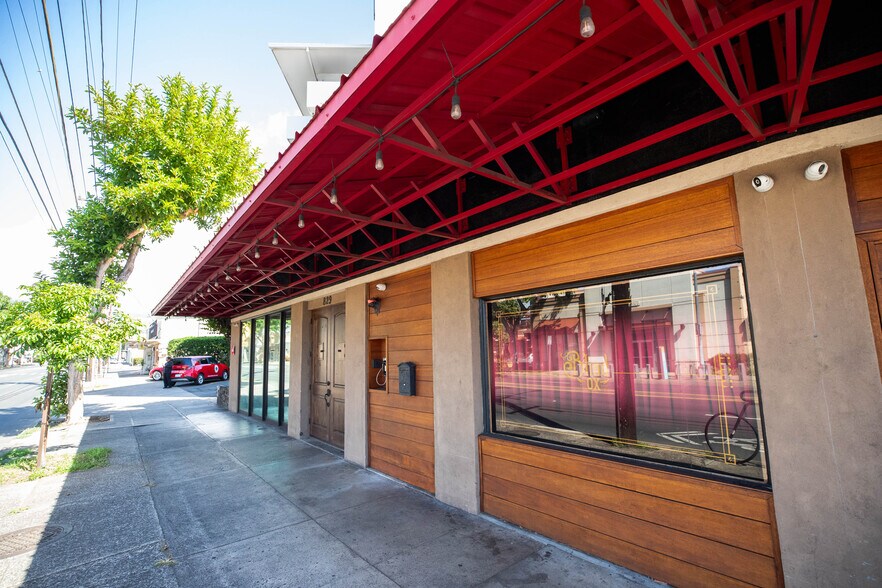 More Photos Of 829 Kapahulu Ave, Honolulu Restaurant For Lease
