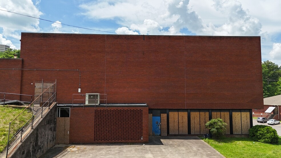 More Photos Of 301 21st Ave S, Birmingham Schools For Sale