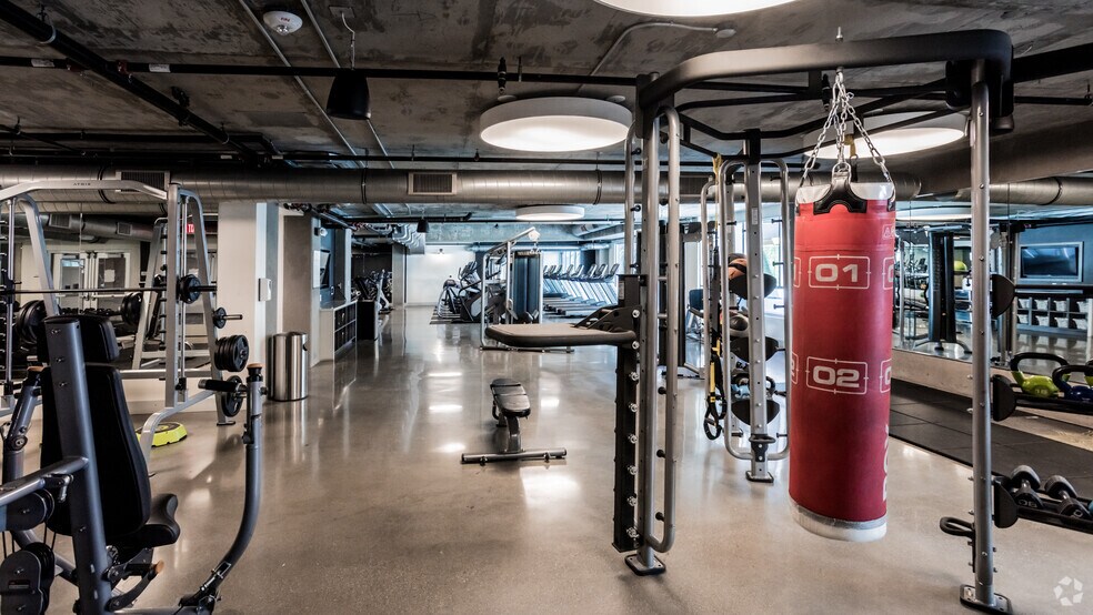 More Photos Of 1120 W 6th St, Los Angeles Apartments For Lease