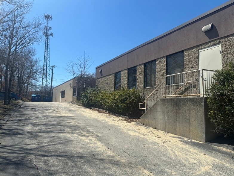 Primary Photo Of 112 Frank Mossberg Dr, Attleboro Office For Sale