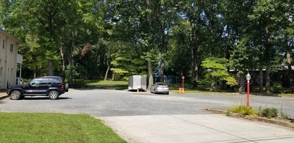 More Photos Of 1704 Highway 33, Trenton Office For Lease