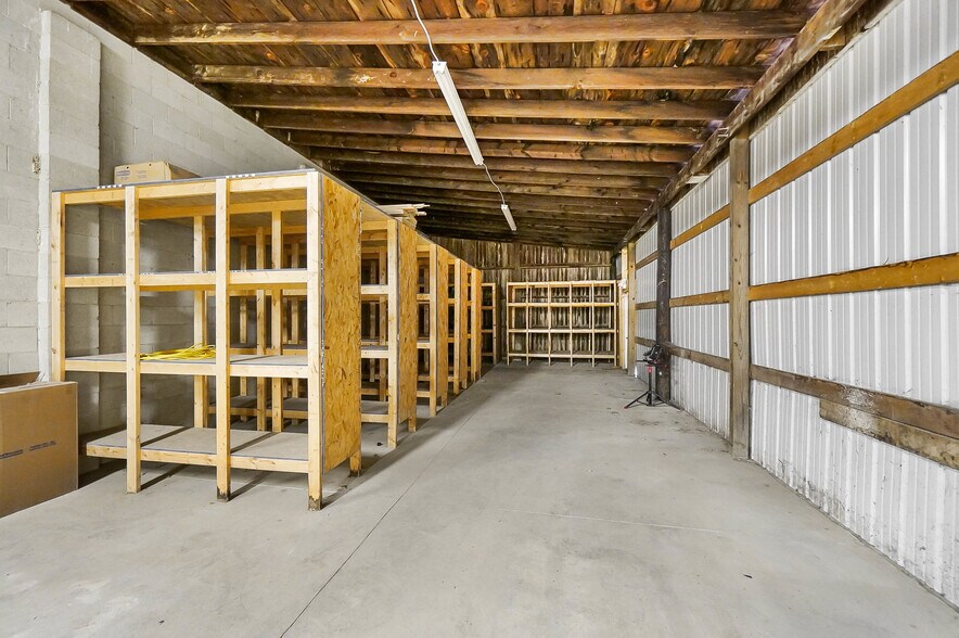 More Photos Of 6220 Knollwood Rd, Springfield Warehouse For Sale