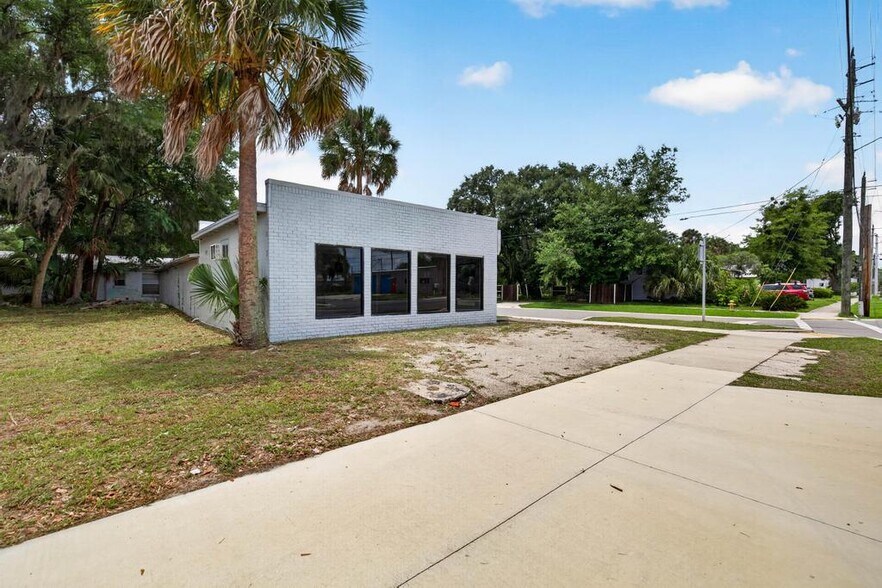 More Photos Of 1321 St Johns Ave, Palatka Service For Sale