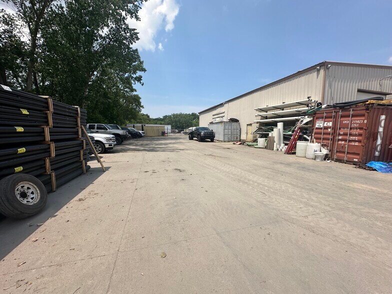 More Photos Of 4546 Roger B Chaffee Memorial Dr SE, Grand Rapids Warehouse For Sale