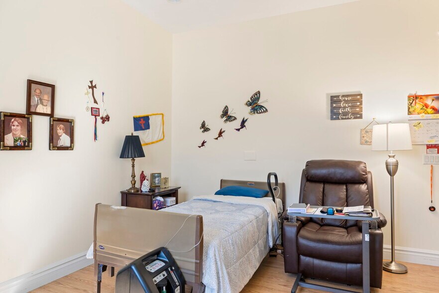 More Photos Of 10448 N 106th Pl, Scottsdale Assisted Living For Sale