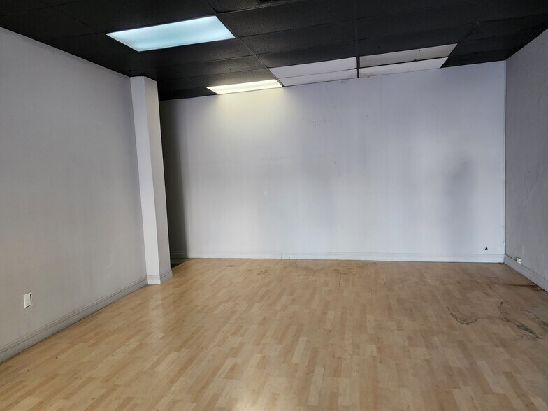 More Photos Of 2676-2678 W Pico Blvd, Los Angeles Storefront For Lease