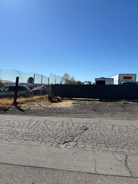More Photos Of 1242 Santa Ana ave, Sacramento Land For Sale