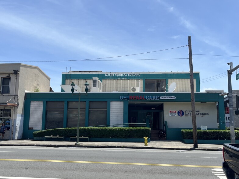 Primary Photo Of 2055 N King St, Honolulu Medical For Sale