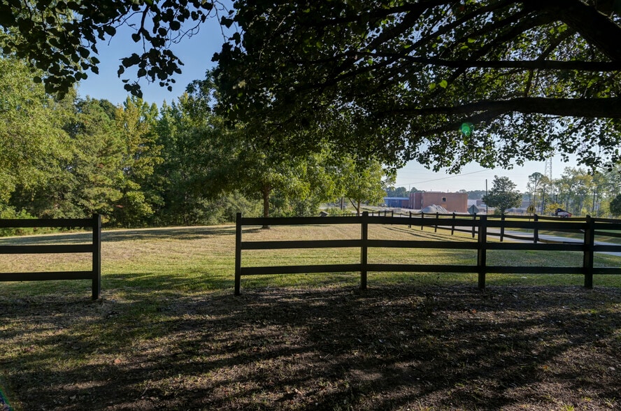 More Photos Of 6009 Wescott Rd, Columbia Land For Sale