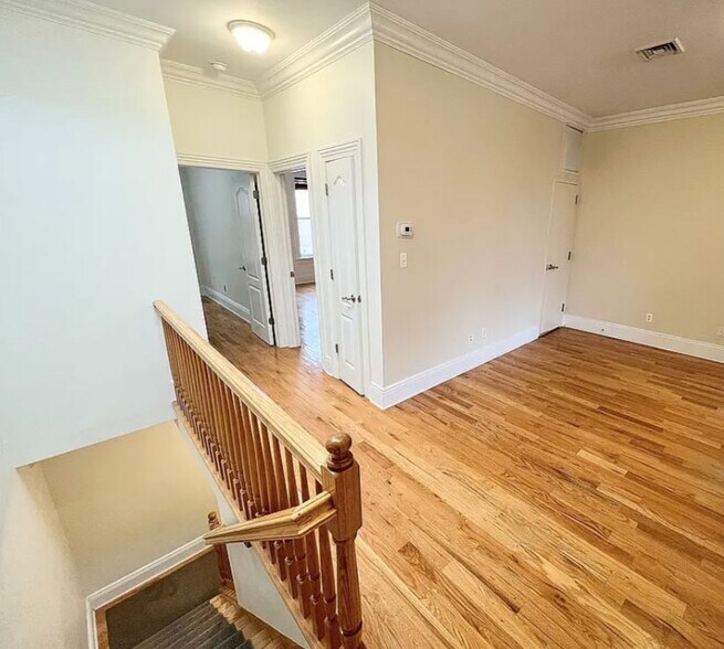 More Photos Of , Astoria Unknown For Sale