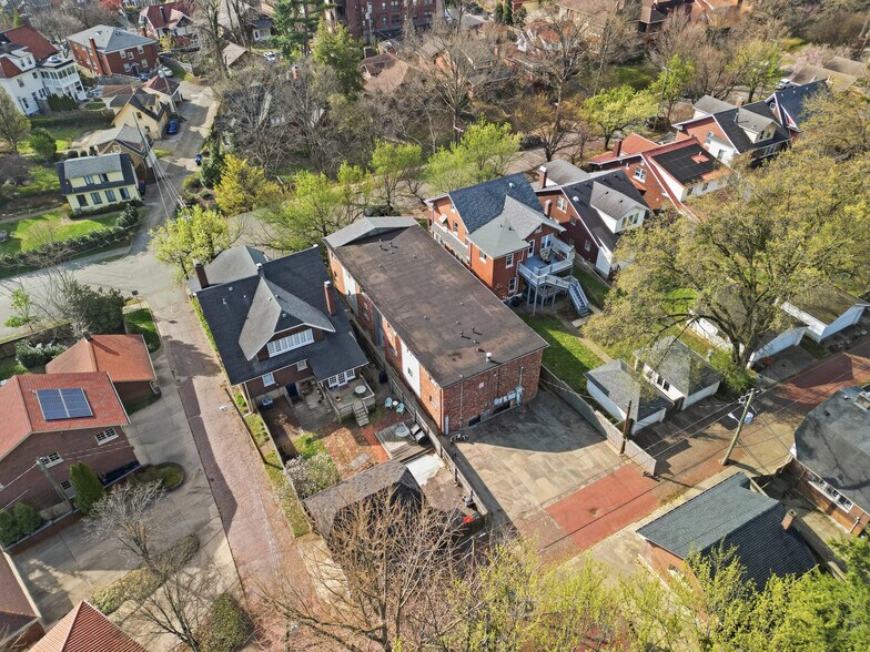 More Photos Of 2189 Baringer Ave, Louisville Apartments For Sale