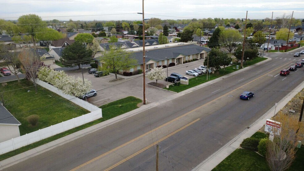 More Photos Of 609-621 N Midland Blvd, Nampa Office For Sale