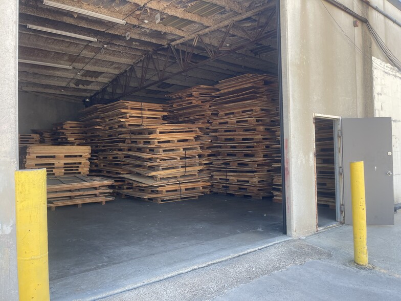 More Photos Of 5401 E Veterans Memorial Blvd, Killeen Warehouse For Sale